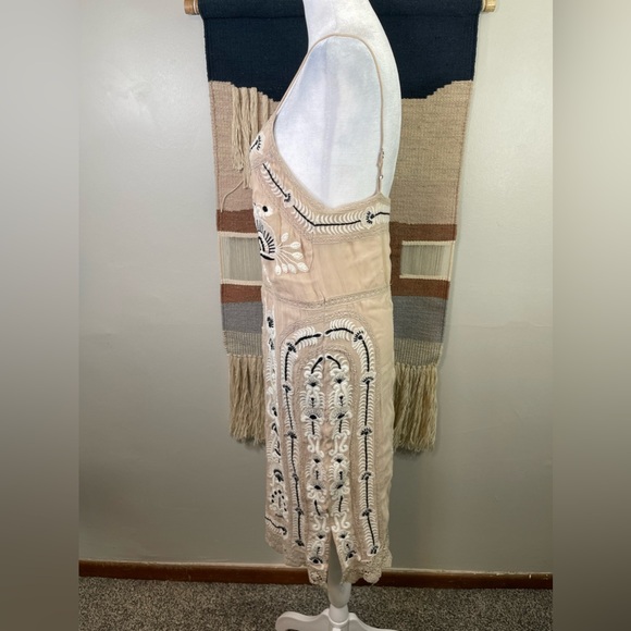Anthropologie Maeve Beige Embroidered Lace Slip Midi Dress S spaghetti straps - Picture 6 of 11